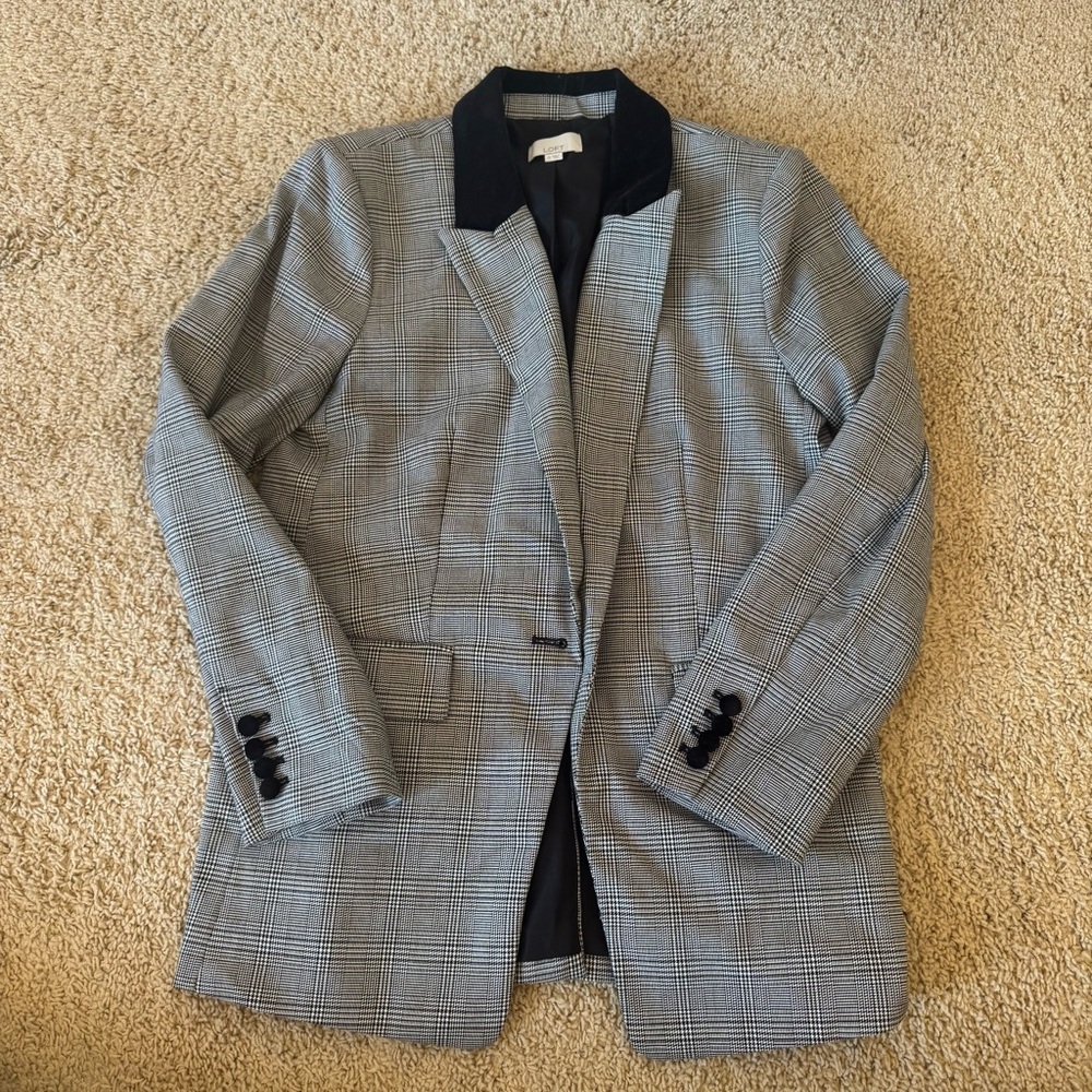 B&W Plaid Blazer with Black Accents